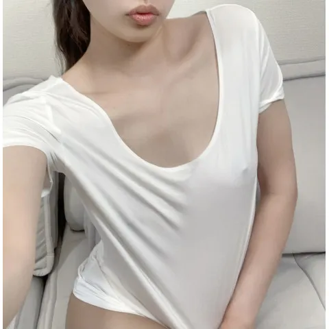 白シャツと彼女「しろかの」大阪店｜梅田・北新地・中崎町・大阪府のメンズエステ求人の先輩の声　8時間勤務で月収80万円以上画像1